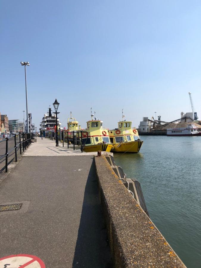 Quayside Close Holiday Apartments Poole Luaran gambar