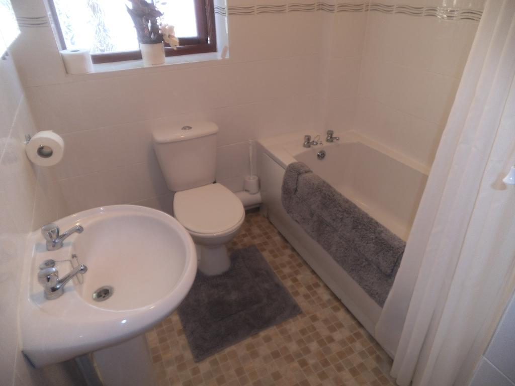Quayside Close Holiday Apartments Poole Bilik gambar